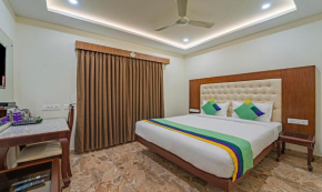 Treebo Aaravi Residency, 800 Mtrs From Promenade Beach